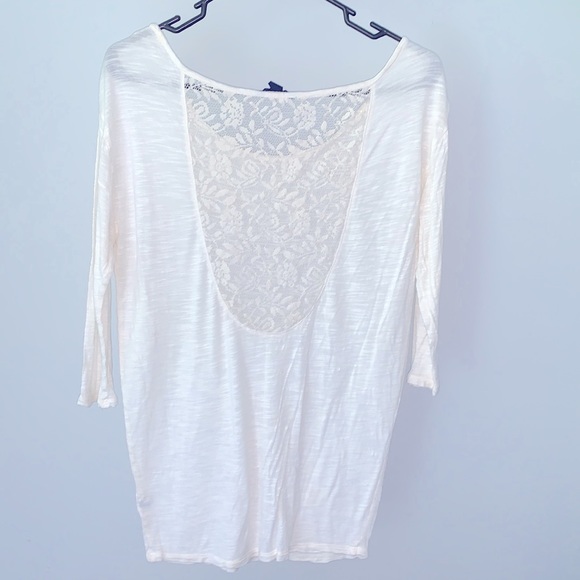 Lightweight Blouse - Picture 2 of 2